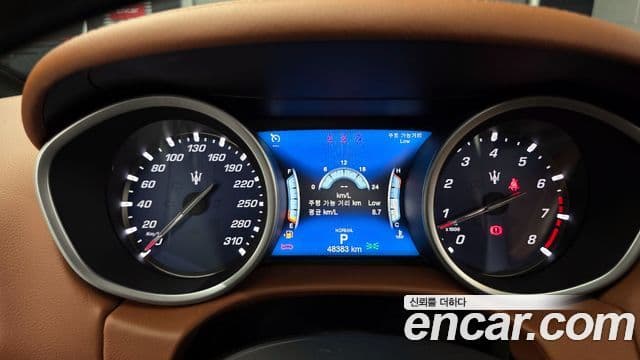 Maserati 기블리 3세대, 2021 8