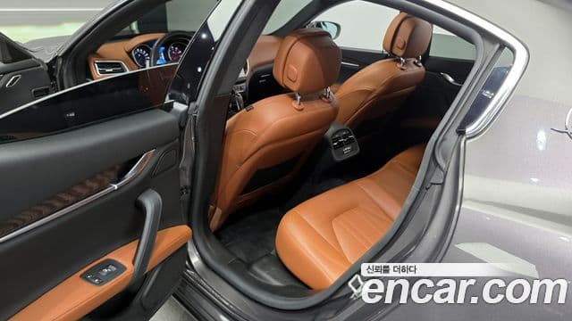 Maserati 기블리 3세대, 2021 11