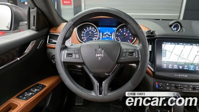 Maserati 기블리 3세대, 2021 13