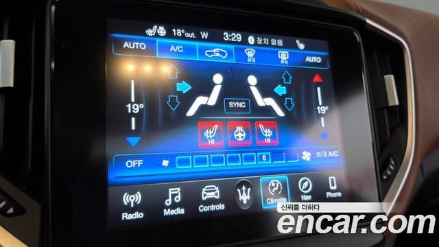 Maserati 기블리 3세대, 2021 15