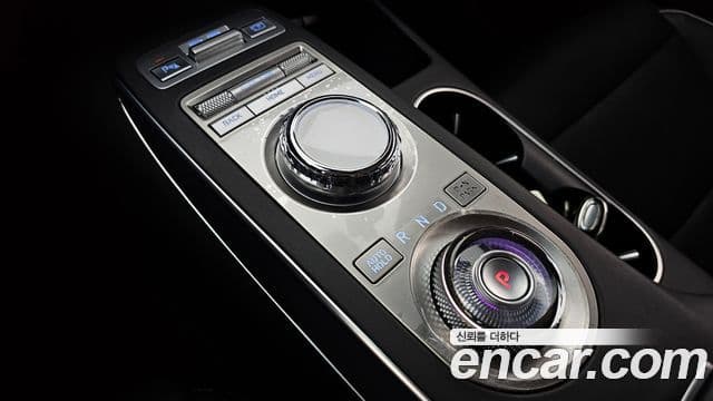 Genesis GV70, 2021 9