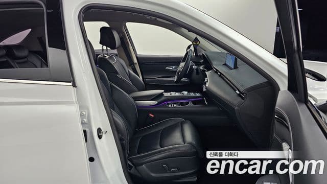 Genesis GV70, 2021 10