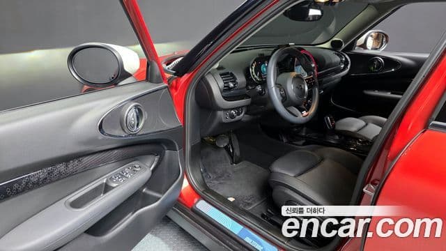 Mini Cooper S 클럽맨 2세대, 2023 10