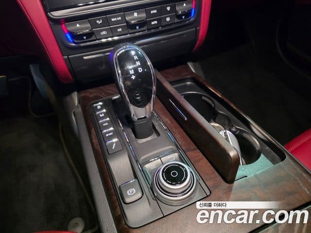 Maserati Quattroporte 3.0 V6 GranLusso, 2017 9