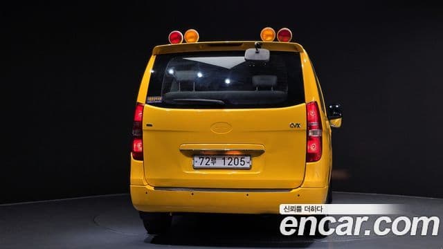 Hyundai Grand Starex детский перевозочный автомобиль, 2012 4