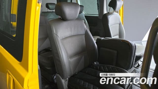 Hyundai Grand Starex детский перевозочный автомобиль, 2012 13