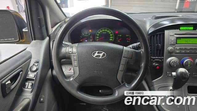 Hyundai Grand Starex детский перевозочный автомобиль, 2012 14