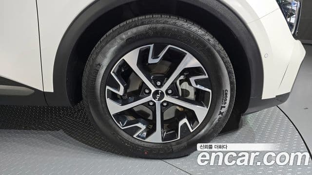 Kia Sportage 5세대 гибрид Signature Gravity 2WD, 2023 все фото