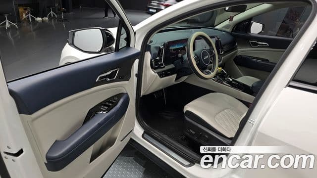 Kia Sportage 5세대 гибрид Signature Gravity 2WD, 2023 10