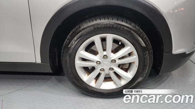 KG모빌리티(SsangYong) Tivoli дизель TX 2WD, 2016 все фото