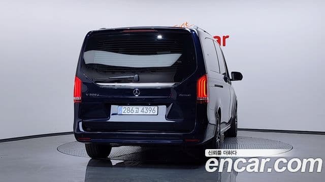 Mercedes-Benz V-класс W447, 2022 4