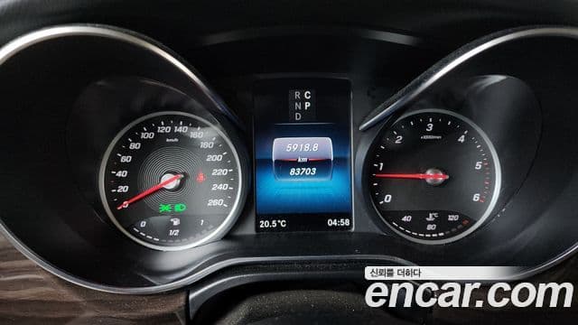 Mercedes-Benz V-класс W447, 2022 8