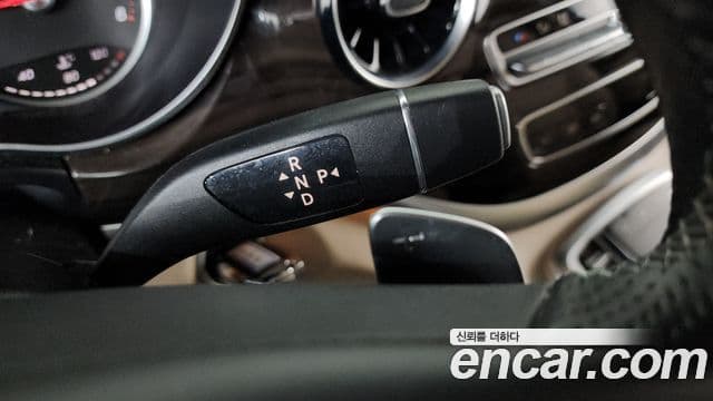 Mercedes-Benz V-класс W447, 2022 9