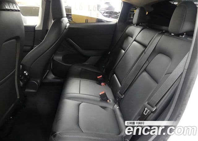 Tesla модель Y performance AWD, 2024 18