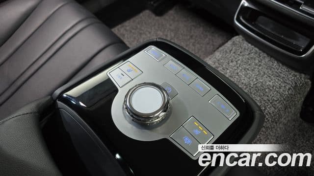 Genesis G80 (RG3) бензин 2.5 турбо 2WD, 2025 19