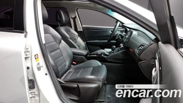 Renault Korea(Samsung) SM6 2.0 LPe LE (для людей с инвалидностью), 2016 11