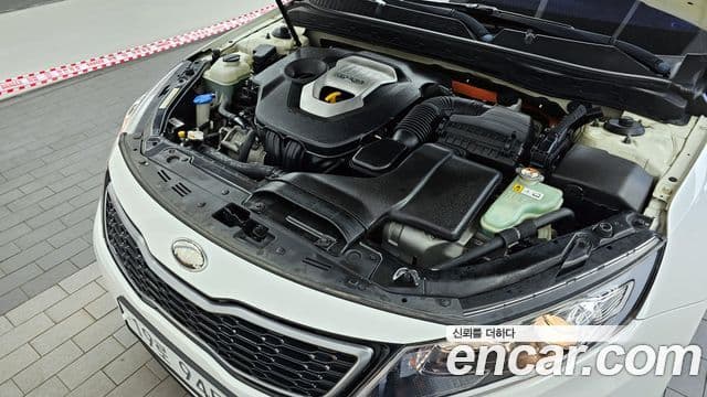 Kia K5 гибрид Prestige, 2013 6