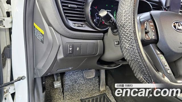 Kia K5 гибрид Prestige, 2013 16