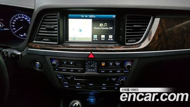 Hyundai Genesis DH Modern, 2016 15