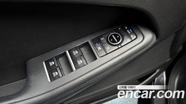 Hyundai Genesis DH Modern, 2016 18