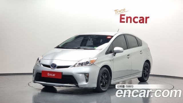 Toyota 프리우스 1.8 E, 2012 1