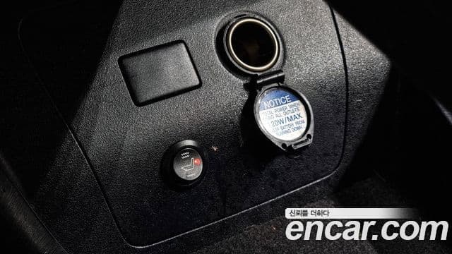 Toyota 프리우스 1.8 E, 2012 18