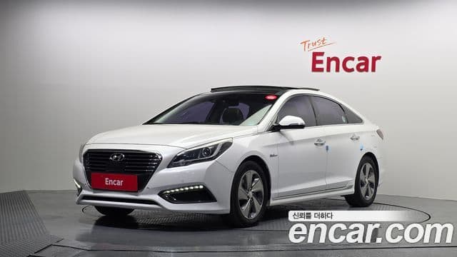Hyundai LF Sonata гибрид Premium, 2015 1