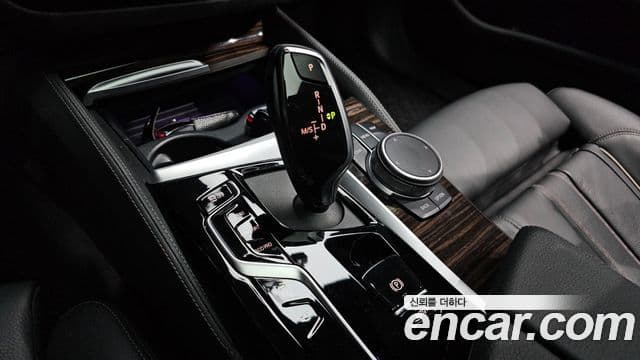 BMW 5시리즈 (G30) 520i M Sport, 2022 9