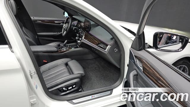 BMW 5시리즈 (G30) 520i M Sport, 2022 10