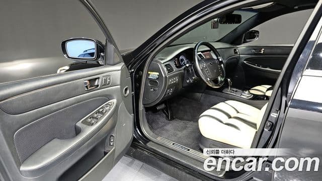 Hyundai Genesis Prada GP500, 2012 7