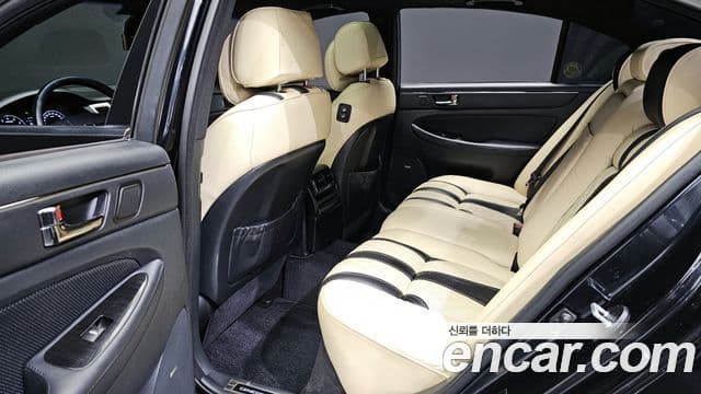 Hyundai Genesis Prada GP500, 2012 10