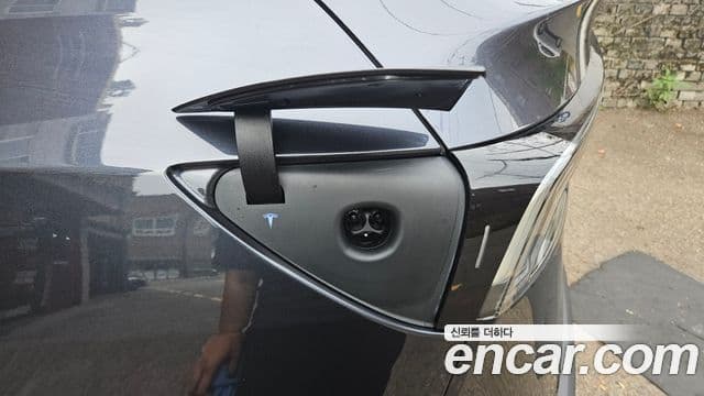 Tesla модель Y, 2025 9