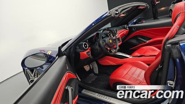 Ferrari 캘리포니아 T 3.9 V8, 2016 10