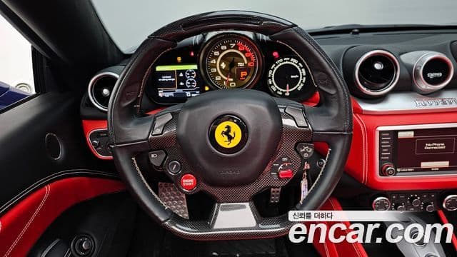 Ferrari 캘리포니아 T 3.9 V8, 2016 13