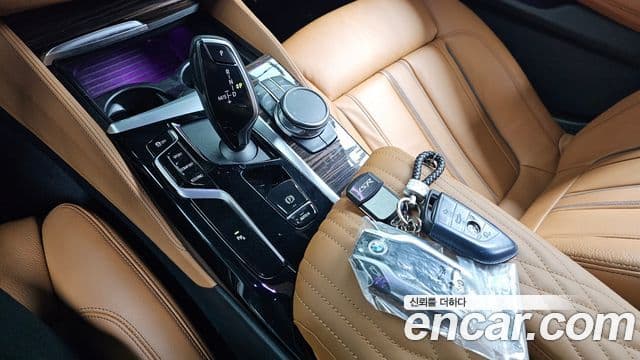 BMW 5시리즈 (G30) 520i M Sport, 2022 9