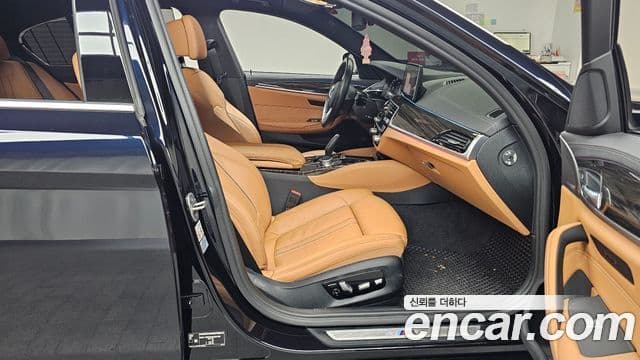 BMW 5시리즈 (G30) 520i M Sport, 2022 11