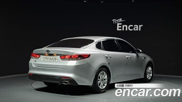 Kia K5 2세대 MX Deluxe, 2017 2