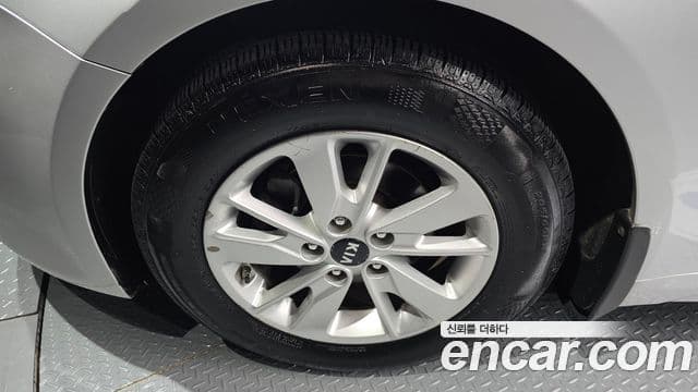 Kia K5 2세대 MX Deluxe, 2017 все фото