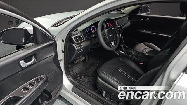 Kia K5 2세대 MX Deluxe, 2017 11