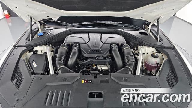 Genesis GV70, 2022 6