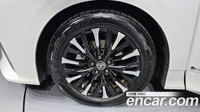 Toyota Alphard 4세대, 2024 все фото