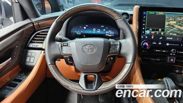 Toyota Alphard 4세대, 2024 13