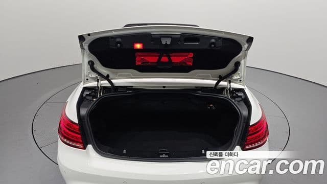 Mercedes-Benz E-класс W212 E200 кабриолет, 2017 20