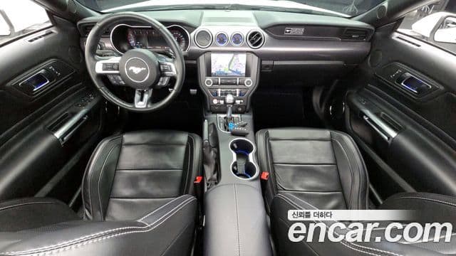 Ford Mustang GT кабриолет, 2020 7