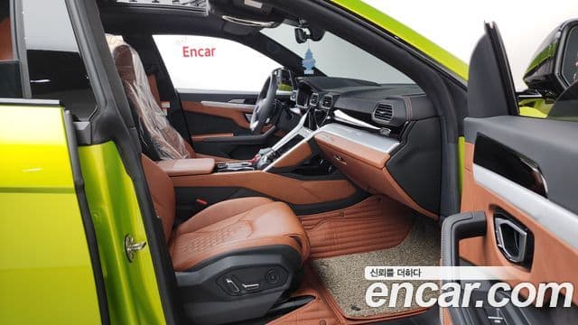 Lamborghini Urus 4.0 V8 S, 2024 11