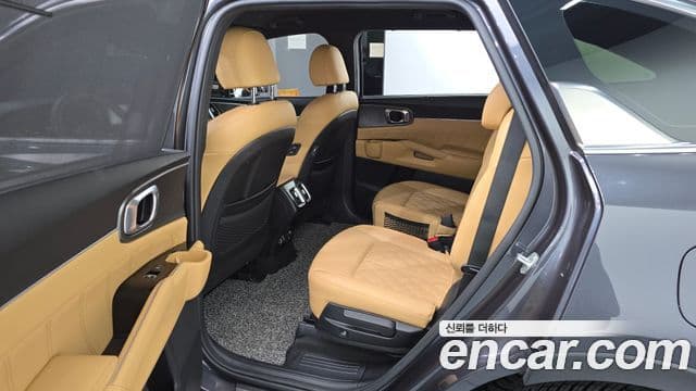Kia Sorento 4세대 Signature, 2021 11