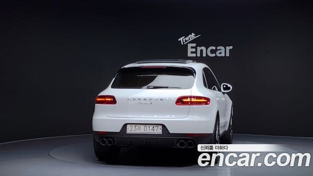 Porsche Macan 95B, 2017 4