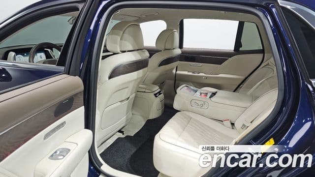 Genesis G90 (RS4) бензин 3.5 турбо AWD, 2022 12