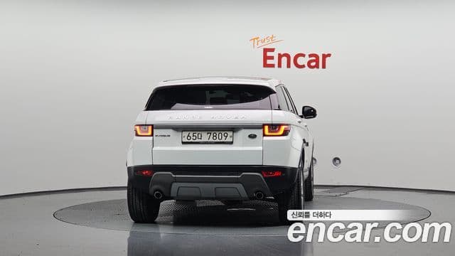 Land Rover Range Rover Evoque 2.0 TD4 SE, 2018 4