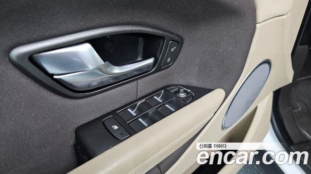 Land Rover Range Rover Evoque 2.0 TD4 SE, 2018 17